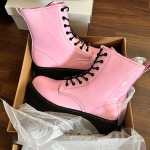 Steve Madden Pink Patent Leather Combat Boots w/ Zipper -Women’s Size 10…